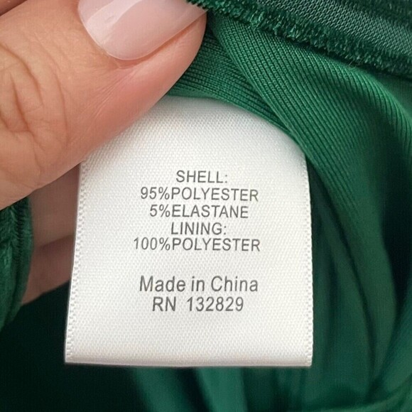 Welcome to my closet! - Picture 11 of 12